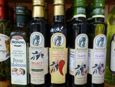 Oils and Vinegars (UPS)