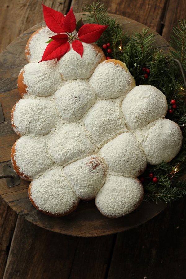 IMG_1659 bread rolls christmas bakerymas